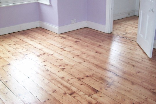 Domestic floor sanding and sealing for homeowners